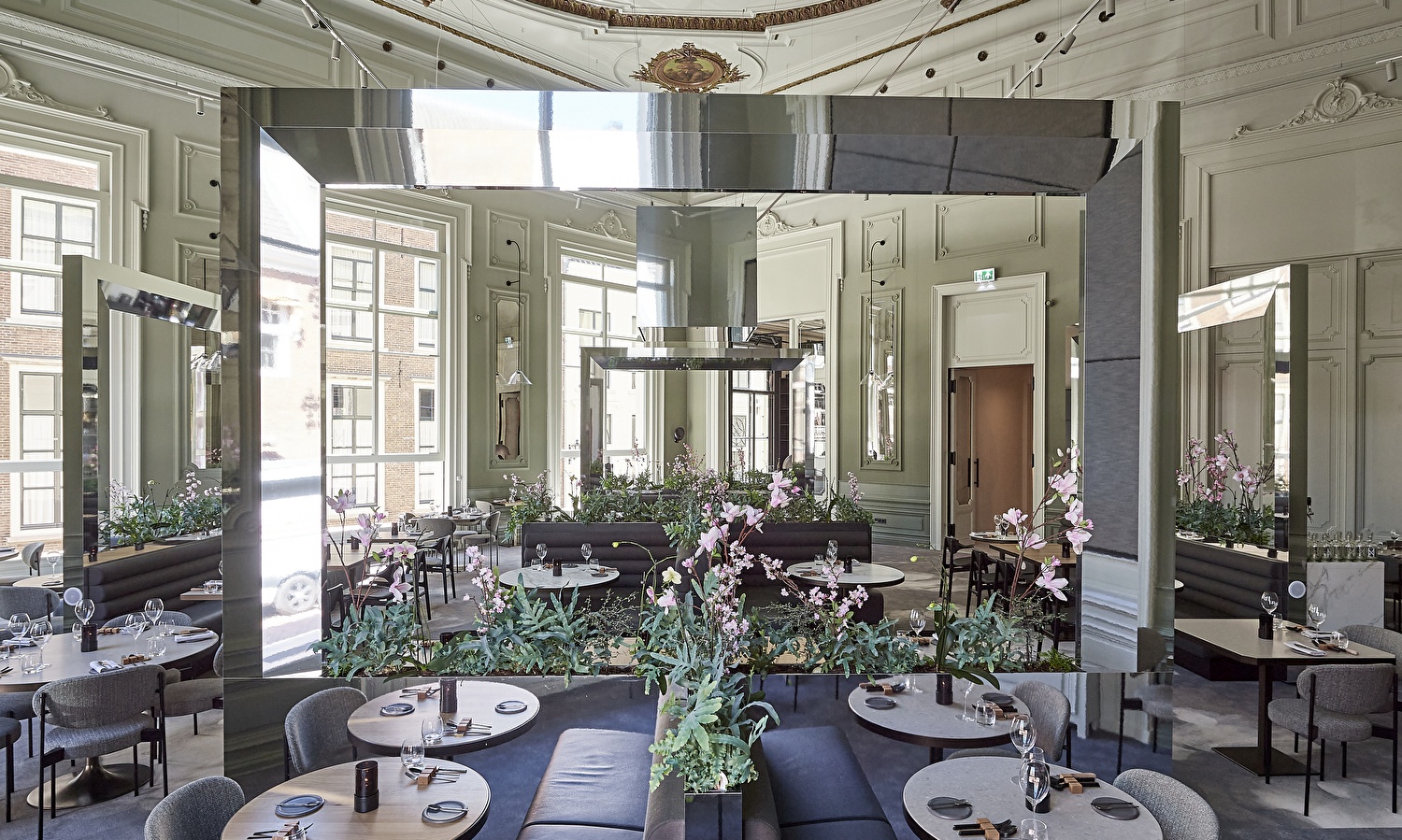 Restaurant Hemel & Aarde | The Nox Hotel Utrecht