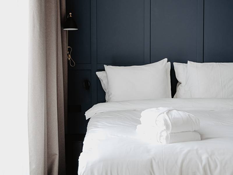bed full moon kamer